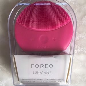 Foreo Luna Mini 2 Fuschia Last One